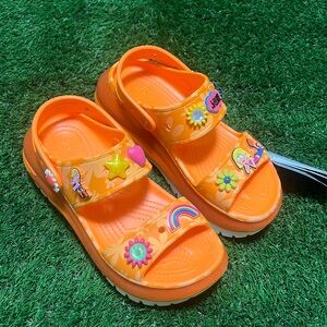 NWT Lizzie McGuire Crocs 8